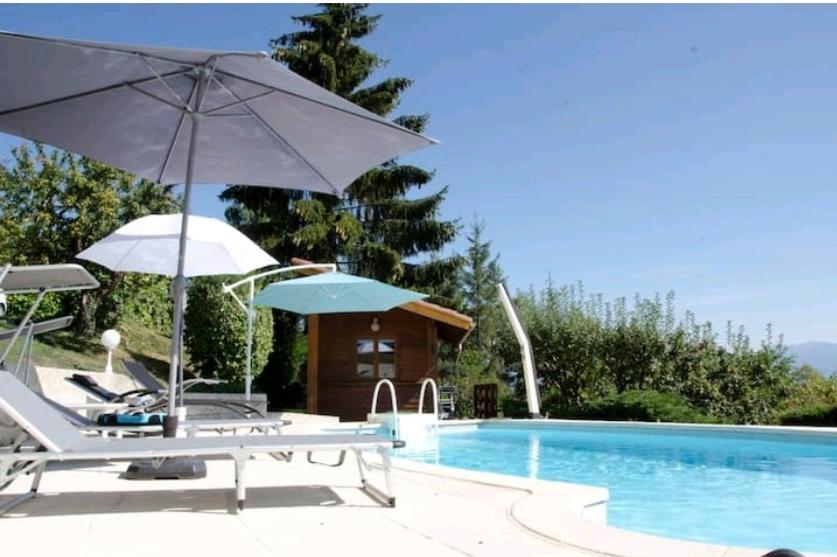 La Villa Jo Le Grand-Lemps Екстер'єр фото